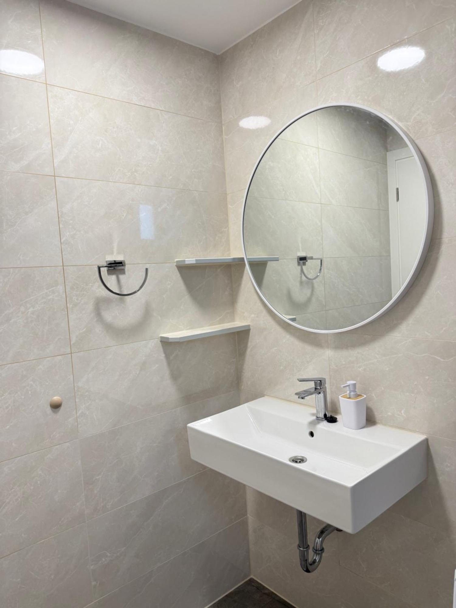 Apartments Zivko Malinska Bagian luar foto